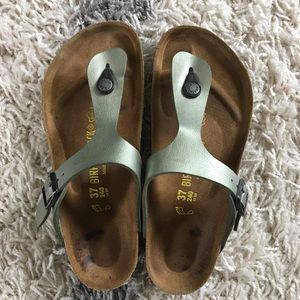 NWOT Birkenstock Gizeh